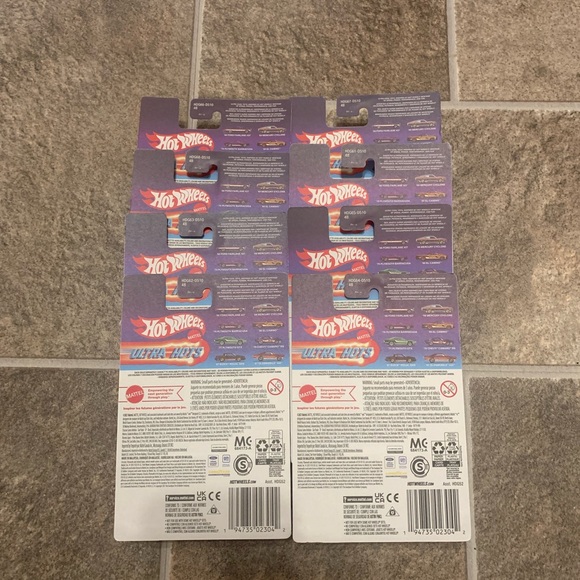 2022 Hot Wheels  Ultra Hots Complete Set of 8 Cars Target Exclusive